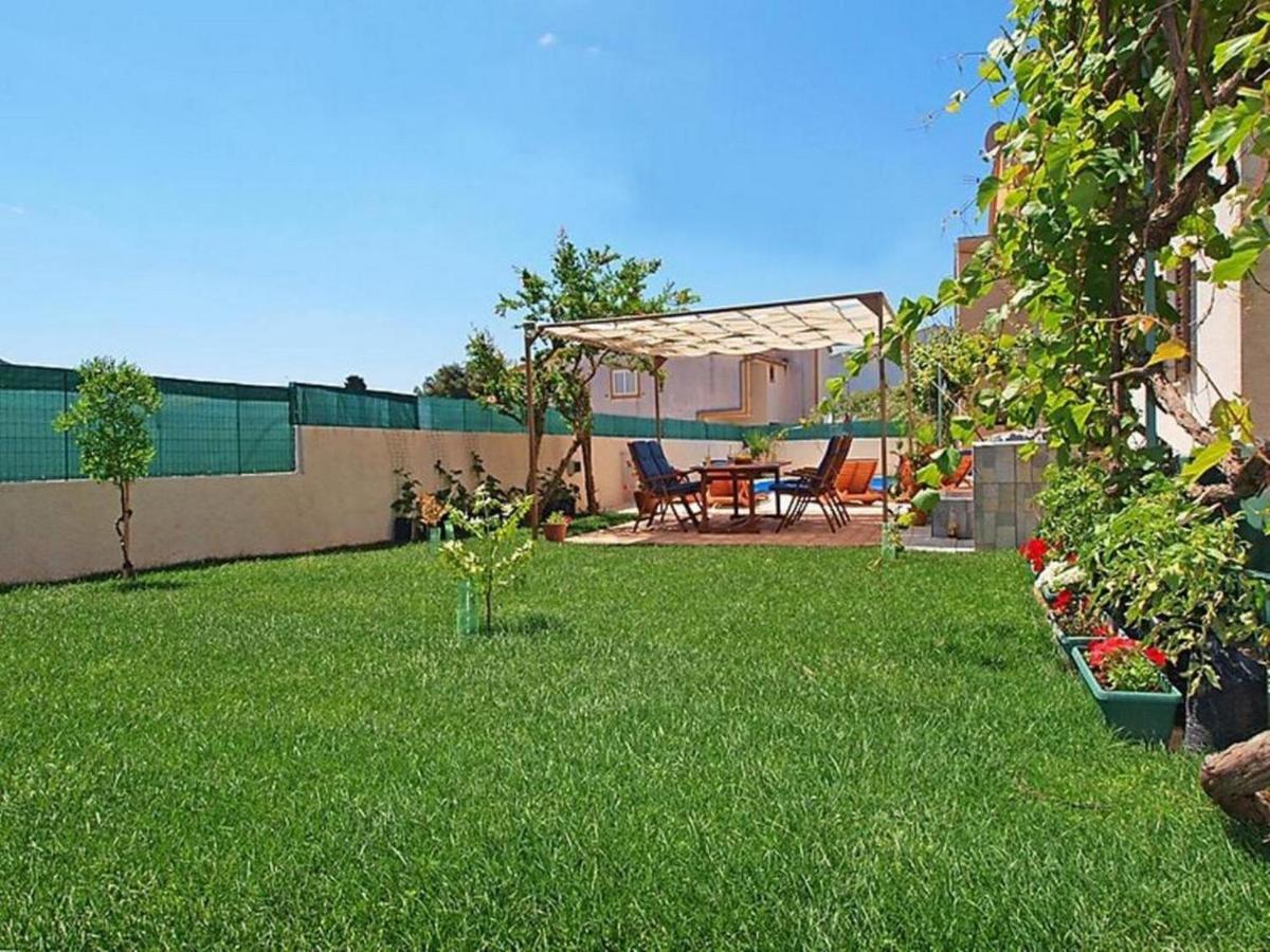 Apartments Zadro Трибунь Экстерьер фото