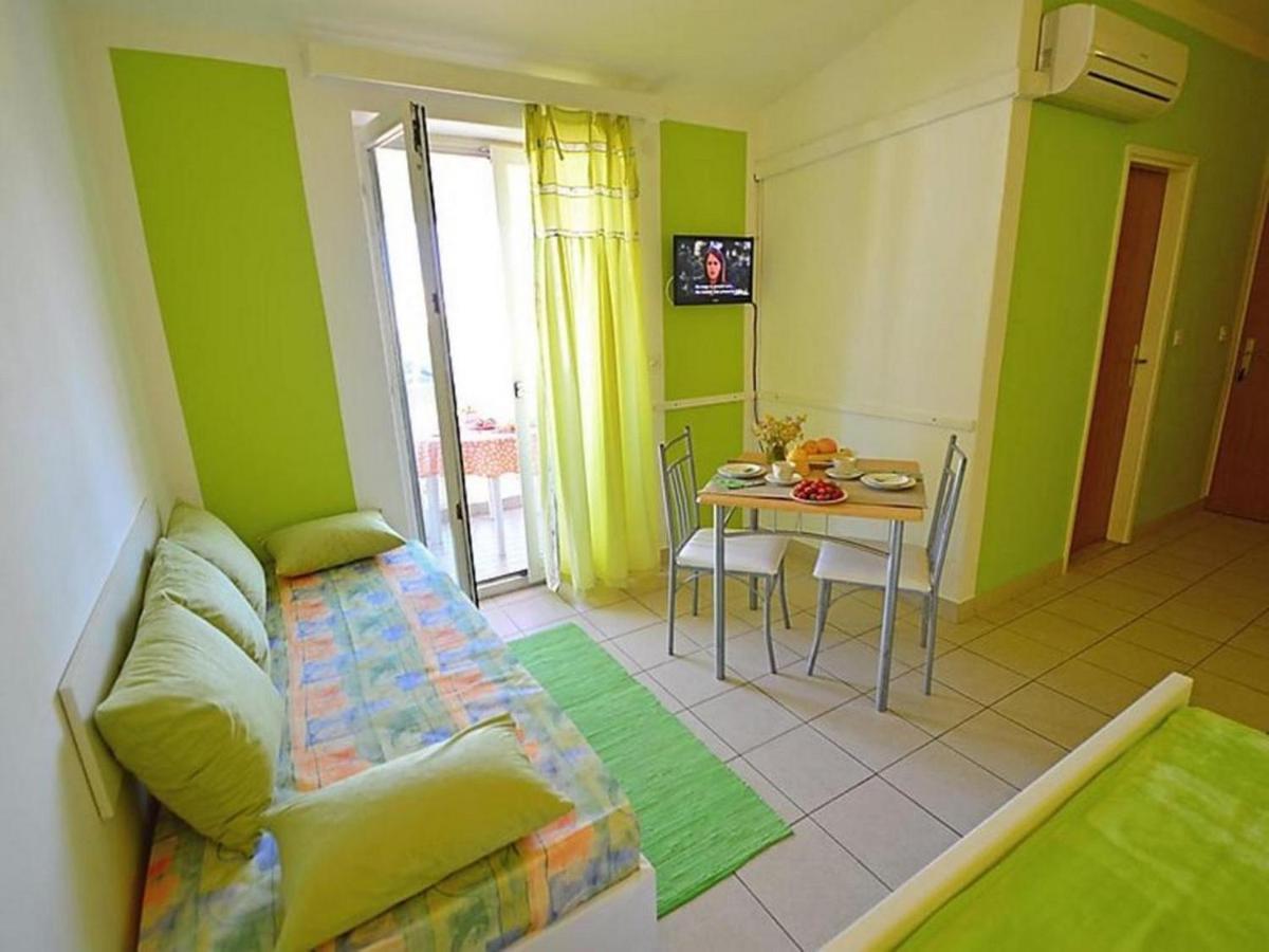 Apartments Zadro Трибунь Экстерьер фото