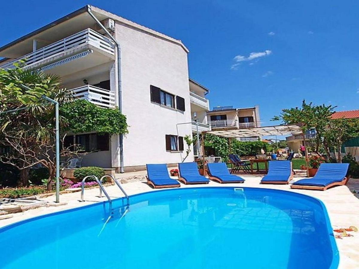 Apartments Zadro Трибунь Экстерьер фото